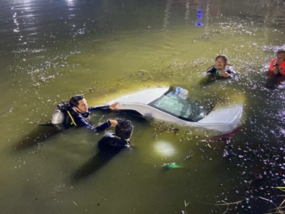 pinoythaiyo car immersed in chonburi Wisarn Sangjaroen